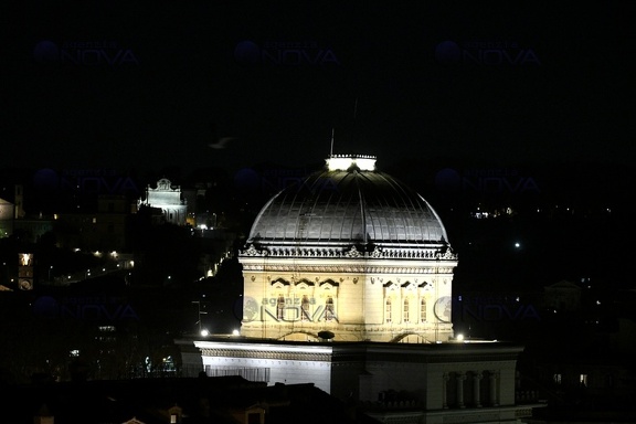 Illuminata la cupola del Tempio Maggiore
