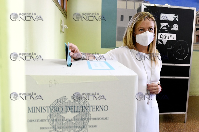 Referendum, Giorgia Meloni al Voto
