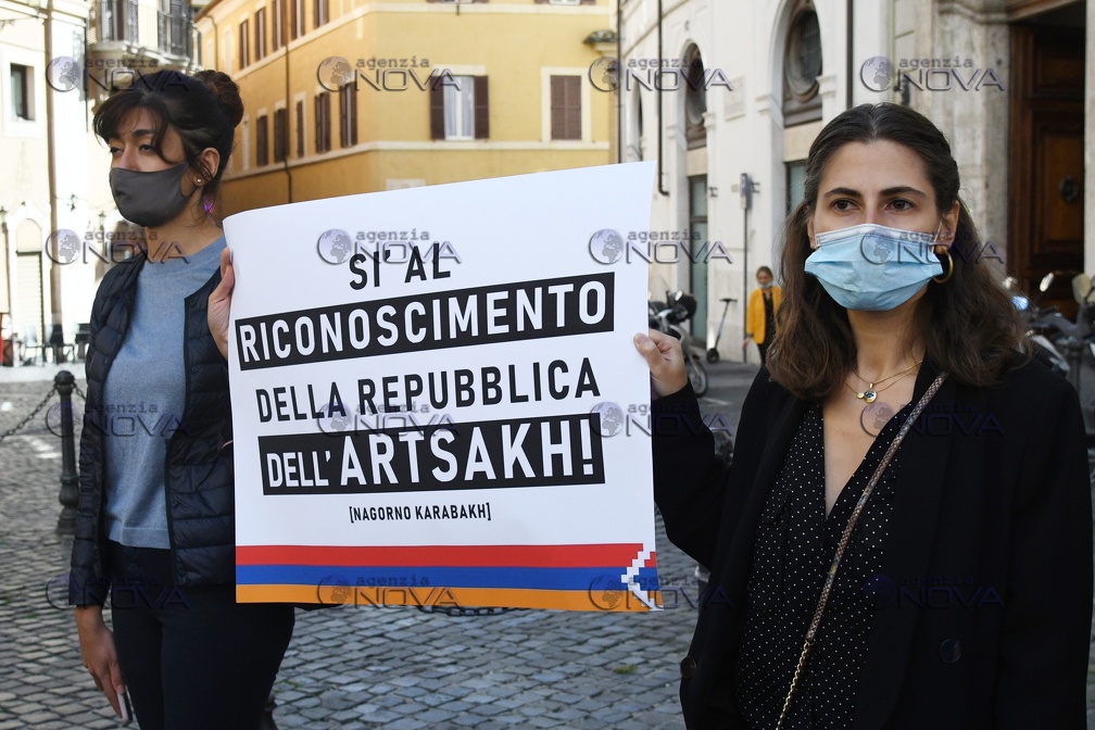 Roma, Sit in comunità armena 