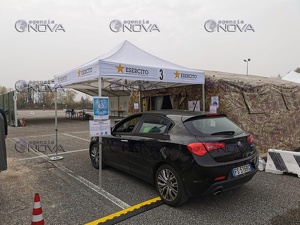 Covid: a Milano entrato in funzione il nuovo drive through al Parco Trenno - Foto 1 