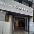 Il Centro civico Cotxeres Borrel durante le operazioni di voto in Catalogna
