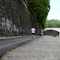 Roma, asfaltata ciclabile sul lungotevere
