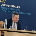 Draghi -conferenza stampa al vertice di Oporto 4