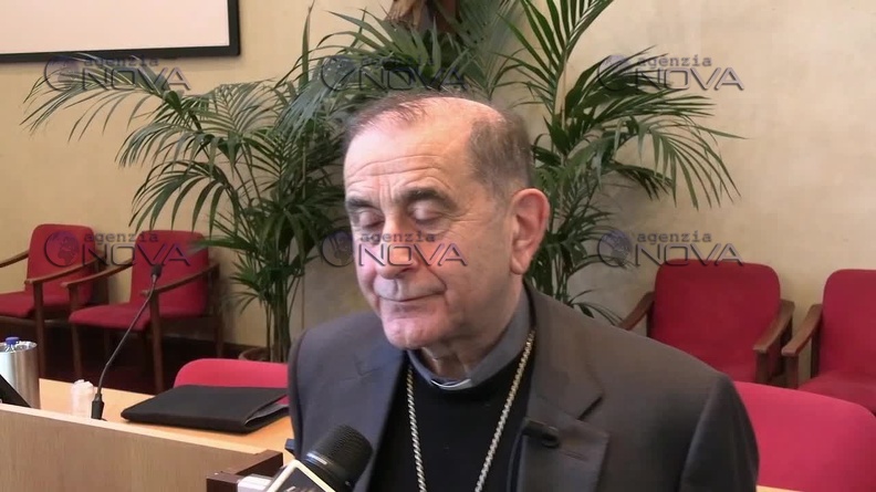Arcivescovo di Milano Mario Delpini su economia
