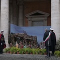 Roma, Gualtieri inaugura il presepe