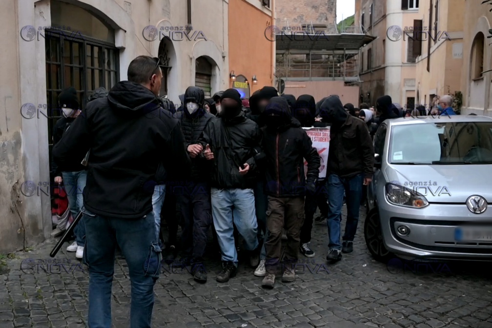 Roma, manifestazione studenti 