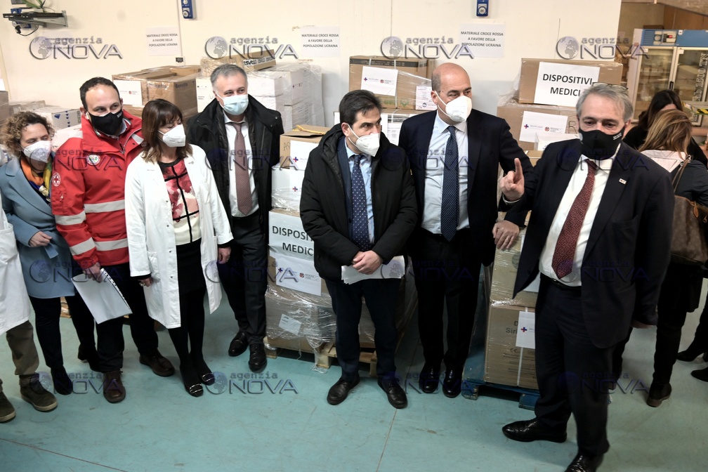 Roma, consegna farmaci per l'Ucraina