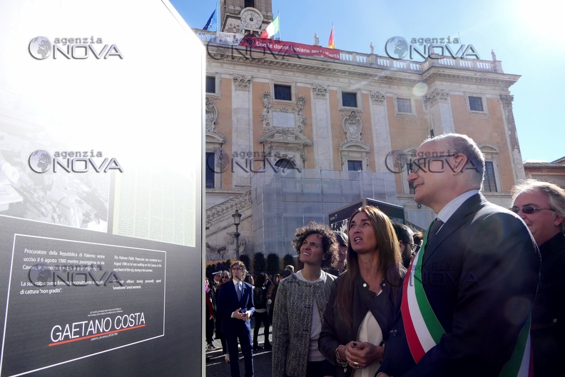 Mafie: una mostra in piazza del Campidoglio a Roma per ricordare le vittime invisibili - foto 1