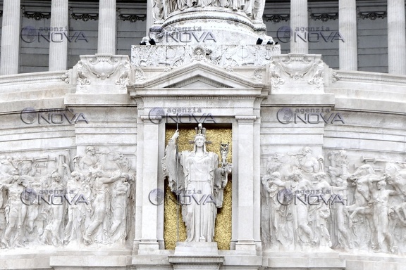 Roma restaurato il fregio dell'Altare della Patria, al via mostra "La Dea Roma"