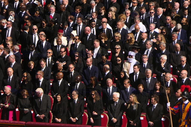 Roma,i funerali di Papa francesco 