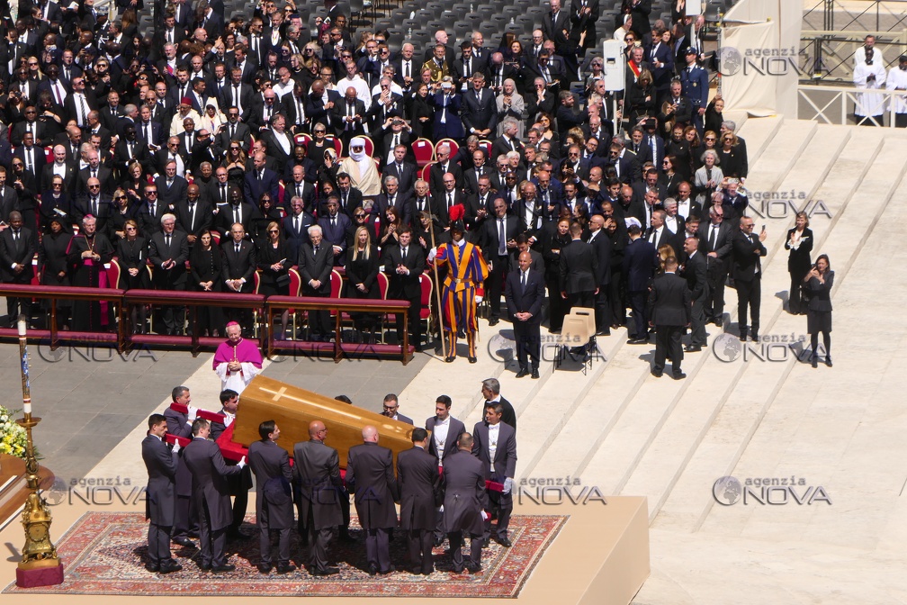 Roma,i funerali di Papa francesco 