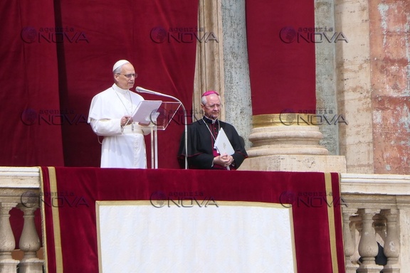 Roma, primo Regina Caeli di Leone XIV